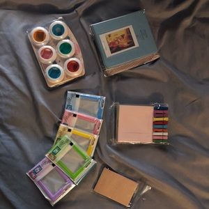 Polaroid accessories